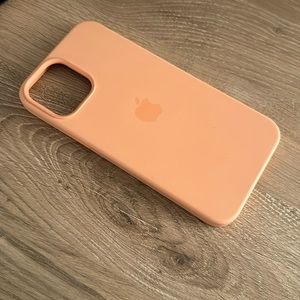Apple iPhone 12 Pro Max Silicone Case with MagSafe